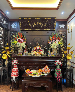 Bàn Thờ Nên Bày Biện Đơn Giản Hay Cầu Kỳ ?